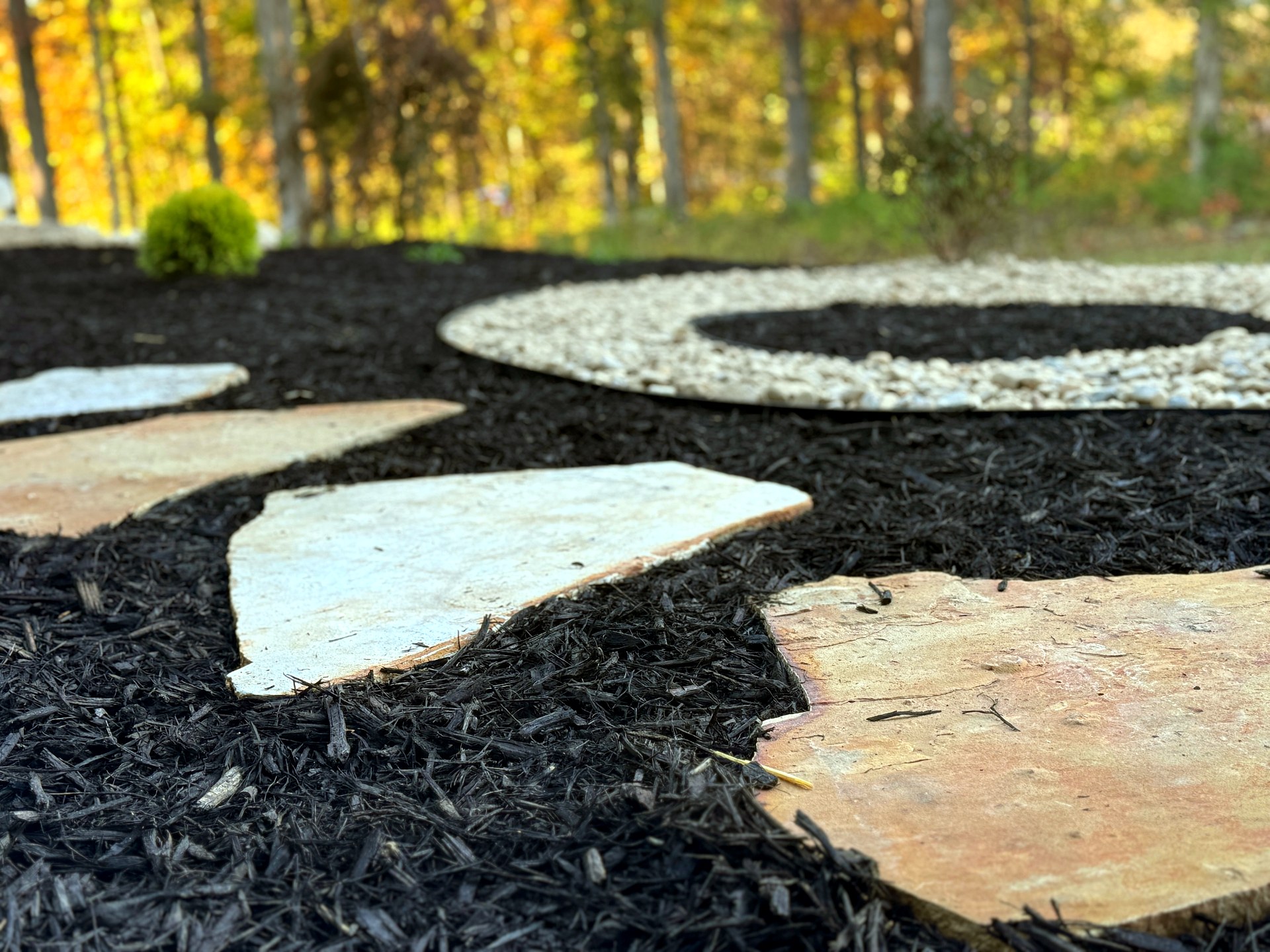 Rock & Mulch Installation in Wentzville, MO